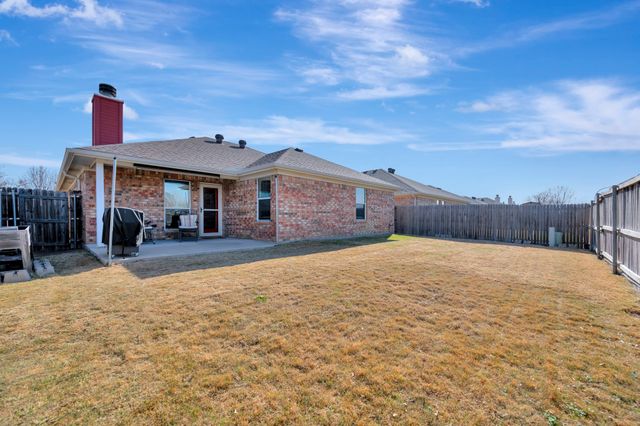 10865 Braemoor Drive, Fort Worth, TX 76052