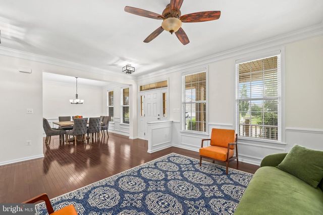 43245 BARNSTEAD DR, Ashburn, VA 20148