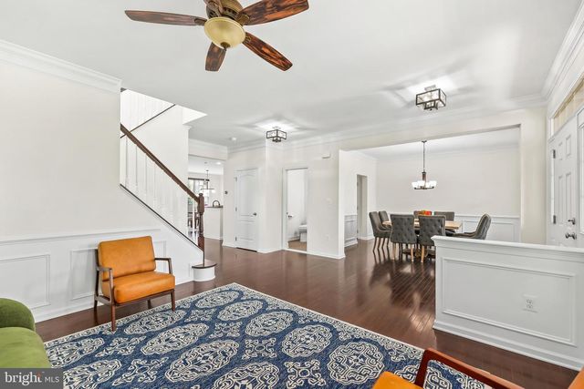 43245 BARNSTEAD DR, Ashburn, VA 20148