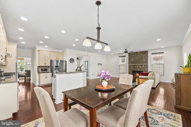43245 BARNSTEAD DR, Ashburn, VA 20148