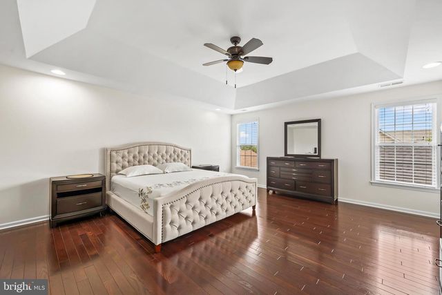 43245 BARNSTEAD DR, Ashburn, VA 20148