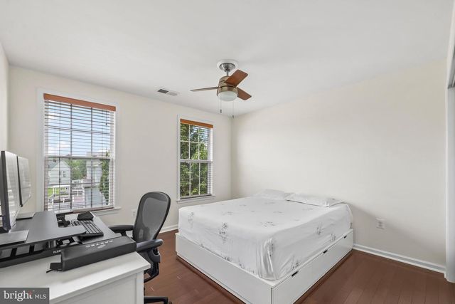 43245 BARNSTEAD DR, Ashburn, VA 20148