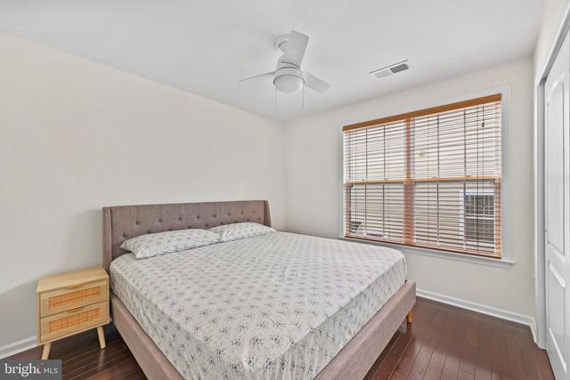 43245 BARNSTEAD DR, Ashburn, VA 20148