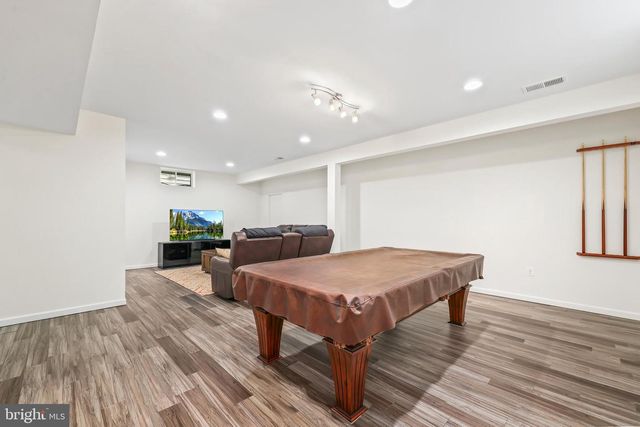 43245 BARNSTEAD DR, Ashburn, VA 20148