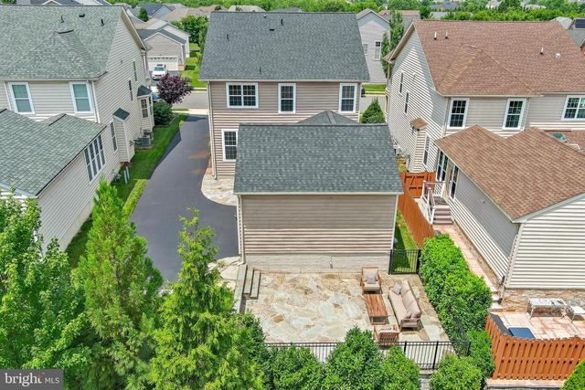 43245 BARNSTEAD DR, Ashburn, VA 20148