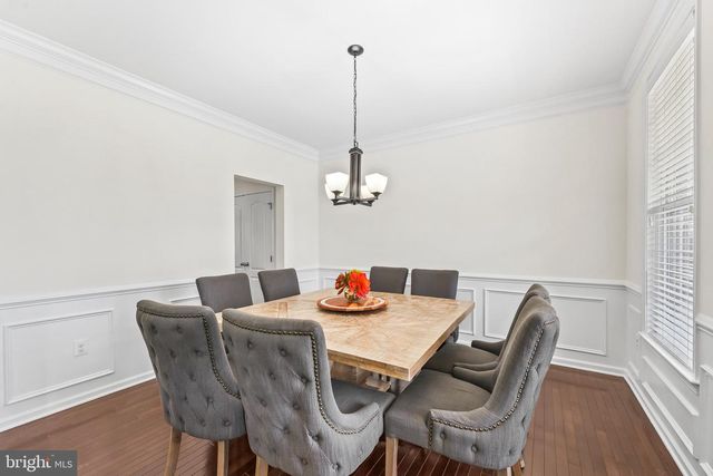 43245 BARNSTEAD DR, Ashburn, VA 20148