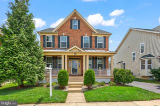 43245 BARNSTEAD DR, Ashburn, VA 20148