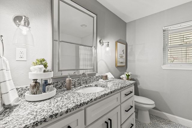213 Rockbrook Drive, Rockwall, TX 75087