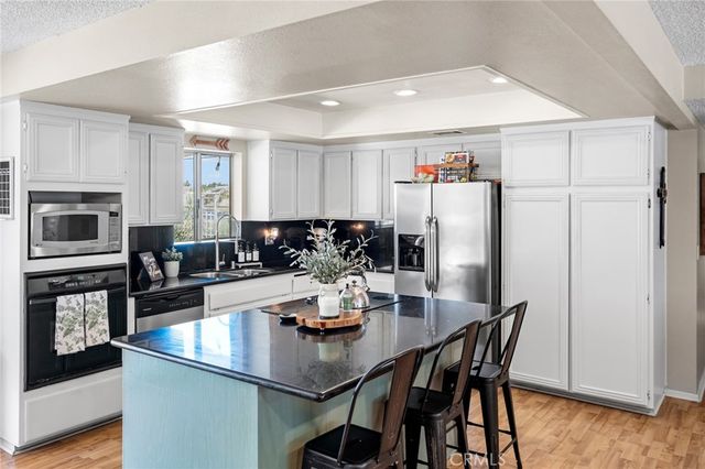 9240 Avalon, Phelan, CA 92371