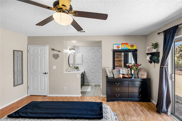 9240 Avalon, Phelan, CA 92371