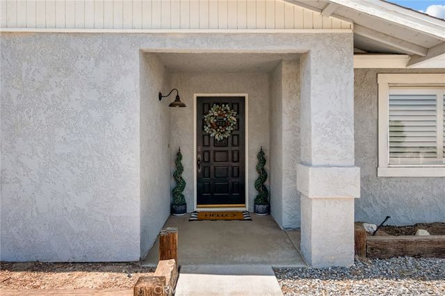 9240 Avalon, Phelan, CA 92371