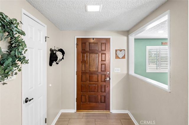9240 Avalon, Phelan, CA 92371
