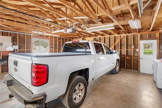 9240 Avalon, Phelan, CA 92371