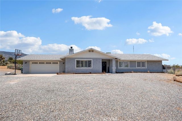 9240 Avalon, Phelan, CA 92371