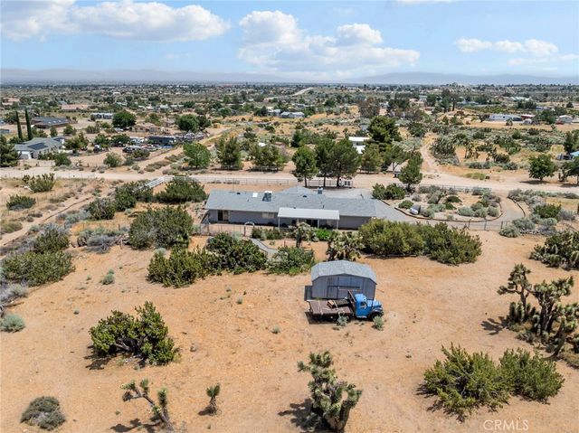 9240 Avalon, Phelan, CA 92371