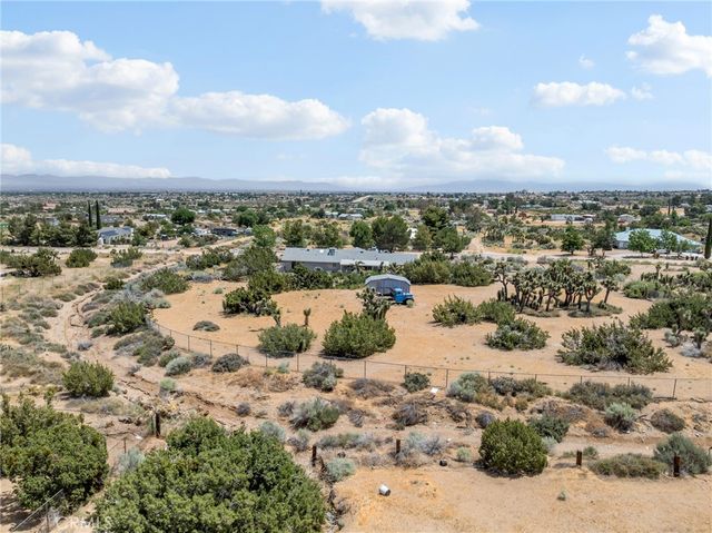 9240 Avalon, Phelan, CA 92371