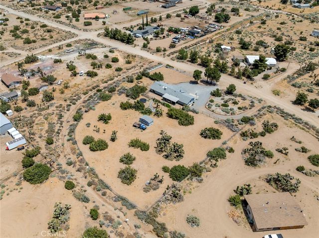 9240 Avalon, Phelan, CA 92371