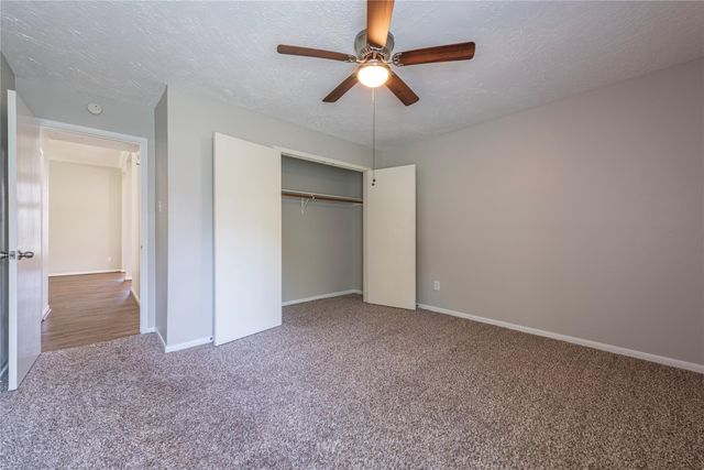4918 Heritage Plains Drive, Friendswood, TX 77546