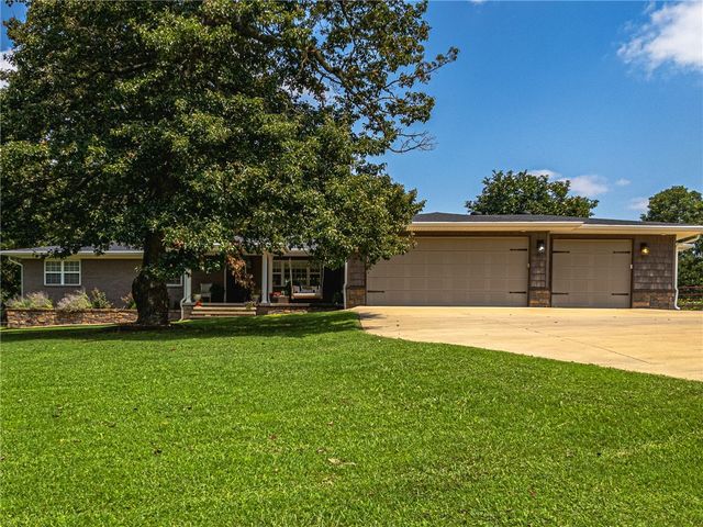 12136 Bedrock Lane, Bentonville, AR 72712