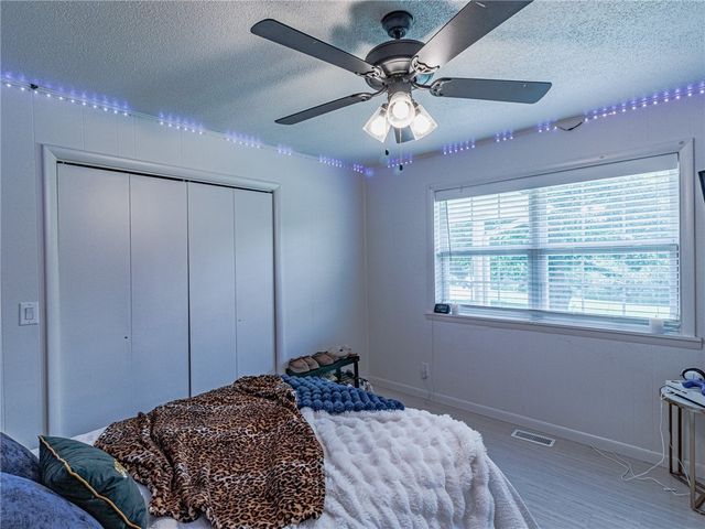 12136 Bedrock Lane, Bentonville, AR 72712