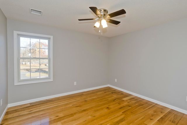 42 Loopley, Ludlow, MA 01056