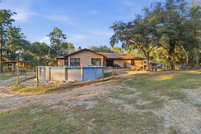 3050 E Possum Ct, Inverness, FL 34452