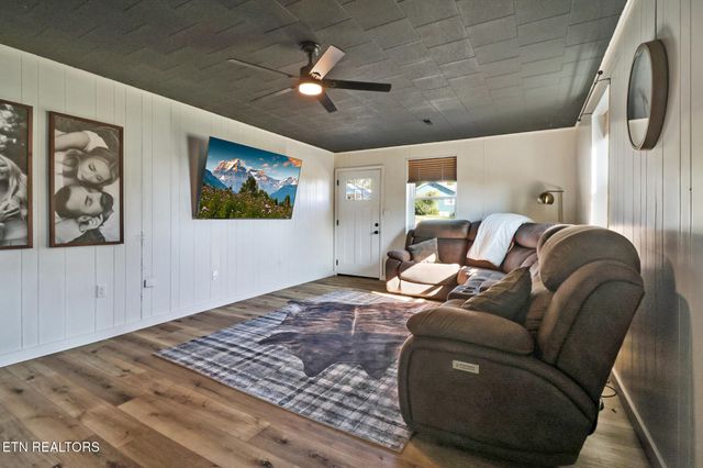 109 Scenic Hill Drive, Spring City, TN 37381