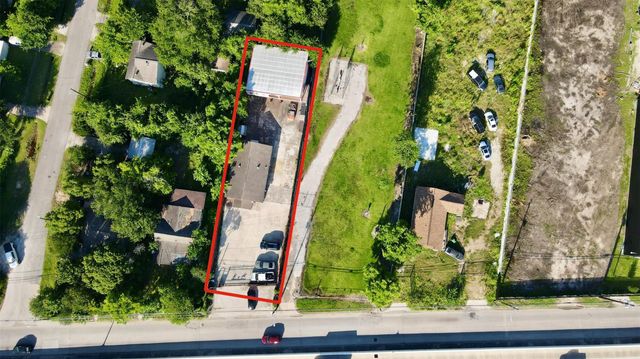 9944 E Hardy Road, Houston, TX 77093