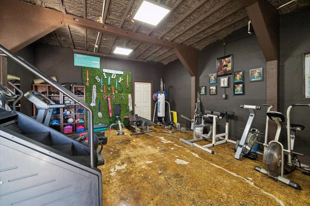 9944 E Hardy Road, Houston, TX 77093