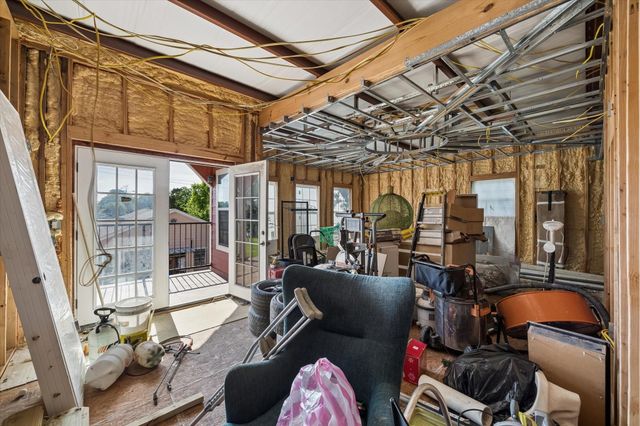 9944 E Hardy Road, Houston, TX 77093