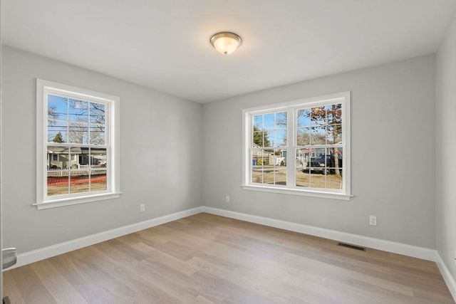 81 Maple Springs Rd, Wareham, MA 02571