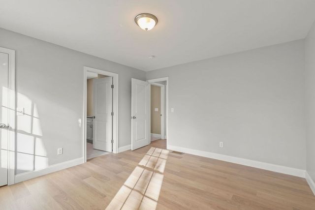 81 Maple Springs Rd, Wareham, MA 02571