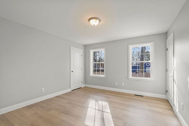 81 Maple Springs Rd, Wareham, MA 02571
