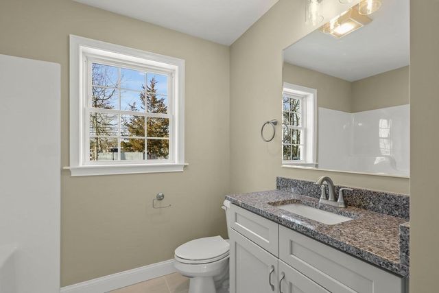 81 Maple Springs Rd, Wareham, MA 02571