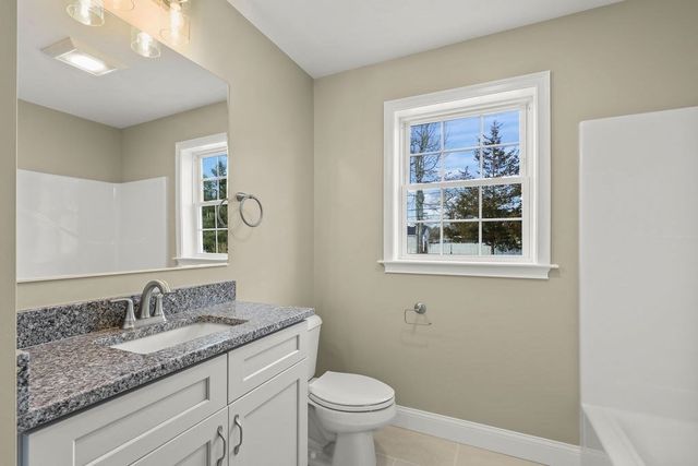 81 Maple Springs Rd, Wareham, MA 02571