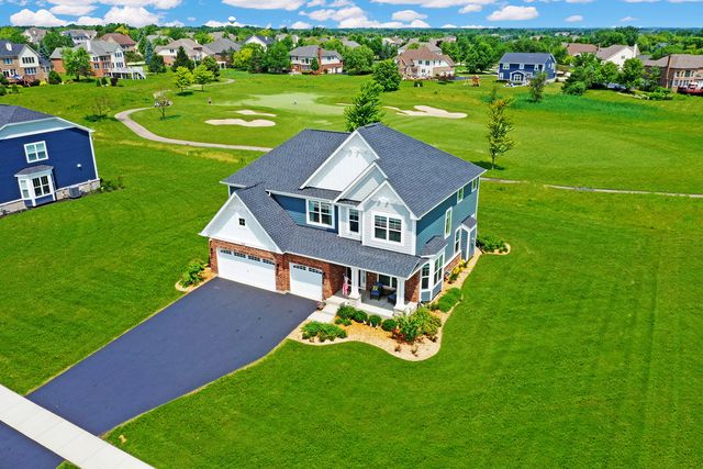 10 Crystal Downs Drive, Hawthorn Woods, IL 60047