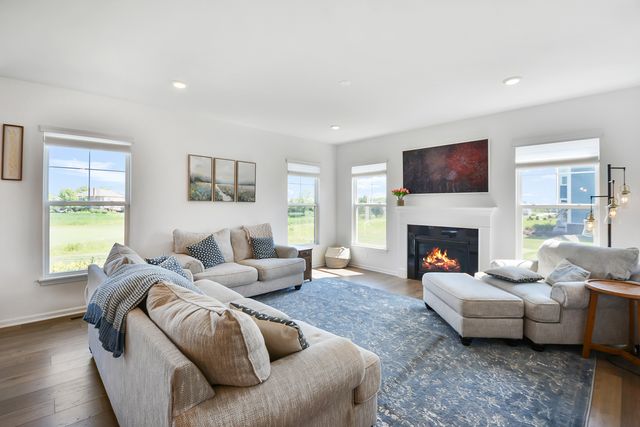 10 Crystal Downs Drive, Hawthorn Woods, IL 60047
