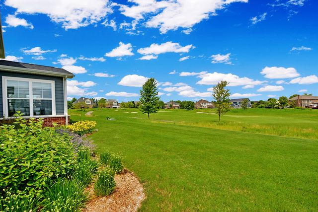 10 Crystal Downs Drive, Hawthorn Woods, IL 60047