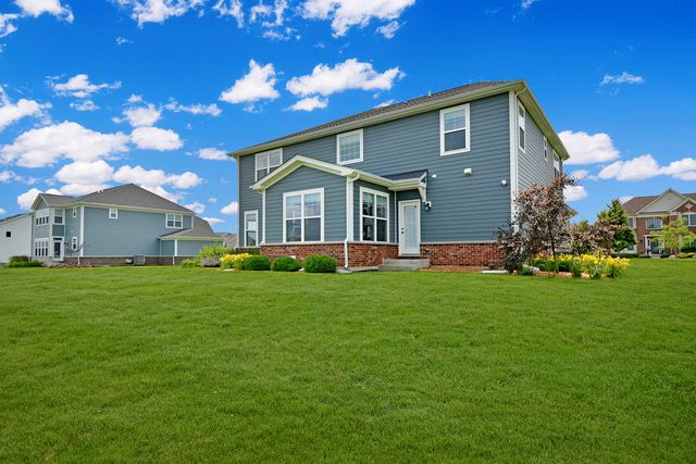 10 Crystal Downs Drive, Hawthorn Woods, IL 60047