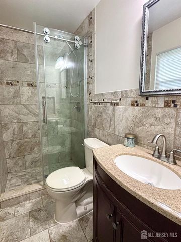 7 Cortland Drive, Franklin Twsp, NJ 08873