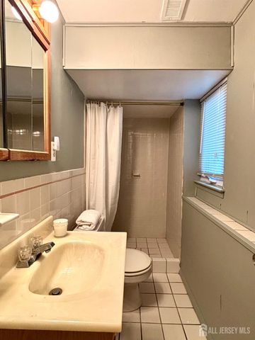 7 Cortland Drive, Franklin Twsp, NJ 08873