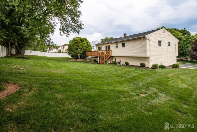 7 Cortland Drive, Franklin Twsp, NJ 08873