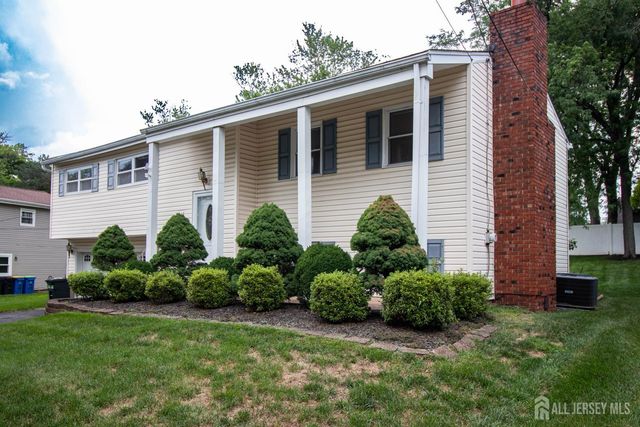 7 Cortland Drive, Franklin Twsp, NJ 08873