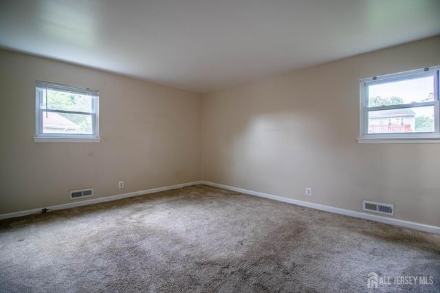 7 Cortland Drive, Franklin Twsp, NJ 08873