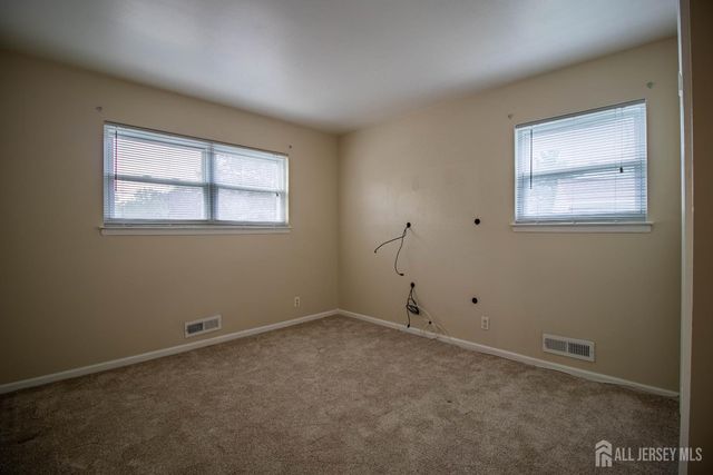 7 Cortland Drive, Franklin Twsp, NJ 08873