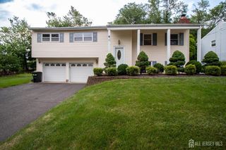 7 Cortland Drive, Franklin Twsp, NJ 08873