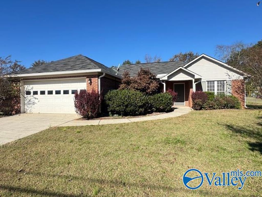 113 Winding Trail, Huntsville, AL 35811