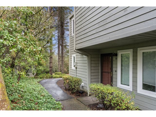 4880 Sw SCHOLLS FERRY Rd 32, Portland, OR 97225
