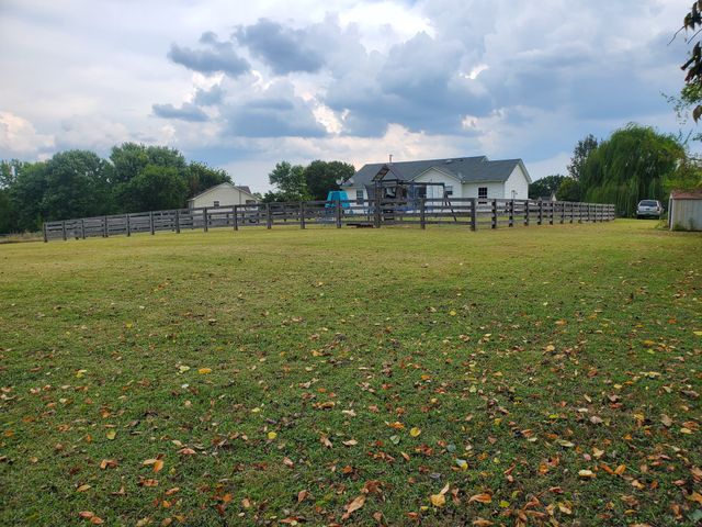 2624 Valley Ln, Lewisburg, TN 37091