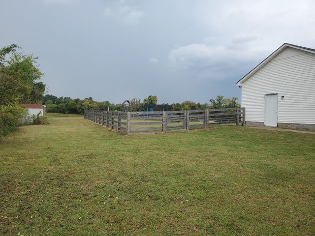 2624 Valley Ln, Lewisburg, TN 37091